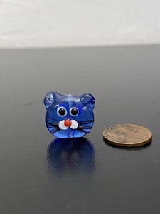 Hand Blown Glass Figurine Collectibles Handmade Miniature Cat Head Bead Blue - Picture 1 of 4