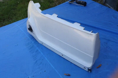 Nuevo de Lote Antiguo Ford Thunderbird 1977 1978 parachoques delantero escudo contra salpicaduras D7Sz-17779-B Foto 1 de 3