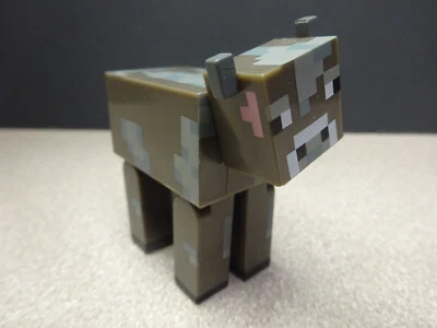 Figura de acción de juguete Jazwares Mojang Minecraft animal vaca marrón perdido  Foto 1 de 4