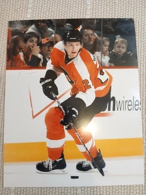 Fotografia colorida de hóquei James Van Riemsdyk NHL Flyers 8" x10" -MG3 - Imagem 1 de 2
