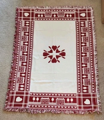 Country Hearts Houses Throw Blanket Red Ivory Cotton Tapesty Fringe Reversible - Imagem 1 de 4
