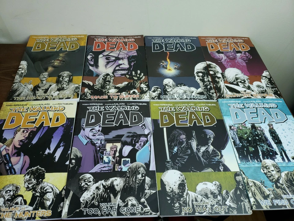 Lote 8 The Walking Dead Tapa Blanda Novela Gráfica Terror Cómic Kirkman  Foto 1 de 4