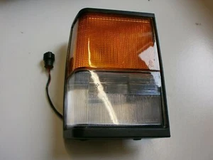 Luz lateral indicadora derecha Lucas enchufe redondo PRC5575 para Range Rover Classic - Imagen 1 de 3
