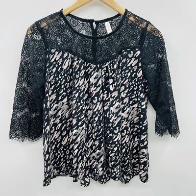 Blusa Xhilaration Mujer Mediana Encaje Yugo Manga 3/4 Estampado Animal Negra 1359 Foto 1 de 4