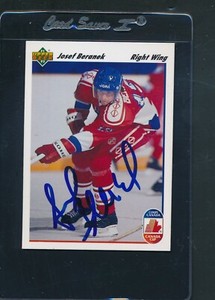 1991/92 Upper Deck #17 Josef Beranek Czechoslovakia Signed Auto *D5796