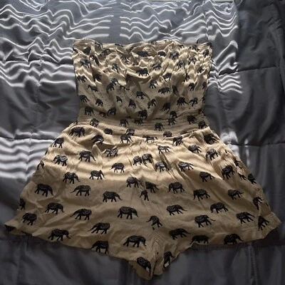 Mameluco con estampado de elefante Forever 21 Foto 1 de 4