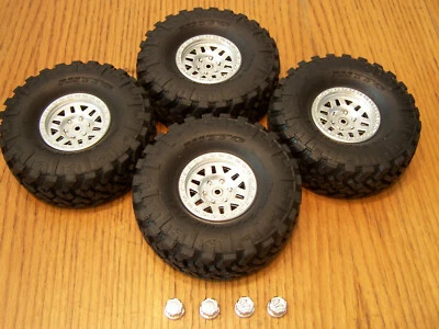 Axial SCX10 Jeep JLU Wrangler Beadlock Wheels 12mm & Nitto Trail Grappler Tires - Image 1 of 4