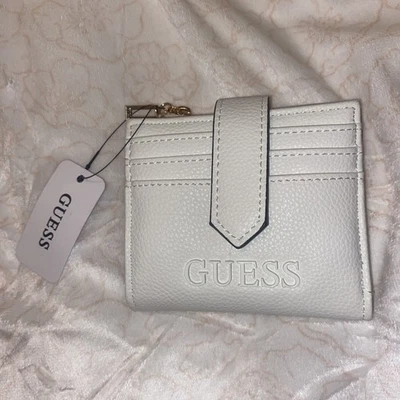 Cartera de mujer blanca GUESS pequeña plegable nueva con etiquetas de cuero sintético Foto 1 de 4