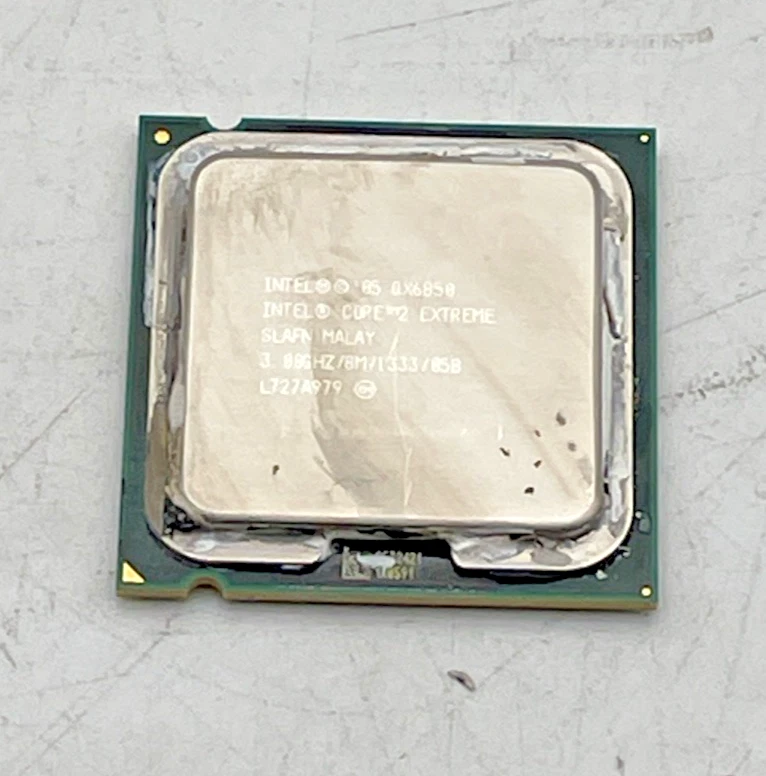 Procesador CPU Intel Core 2 Extreme QX6850 SLAFN 3,0 GHz cuatro núcleos 8 MB LGA775 Foto 1 de 2