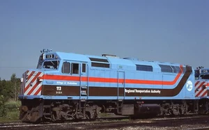 AP: Orig Slide RTA Regional Transit Authority F40PH #113 - Blue Island IL 1978 - Picture 1 of 1