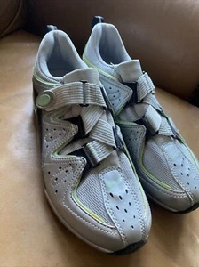 Bins NIKE Womens Spin Trainer Plus Indoor Cycling Shoes 265060 U.K. 7 See Desc - Picture 1 of 16