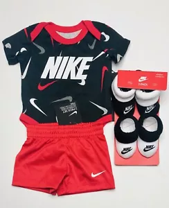 AIR NIKE BABY BOYS 4-pc GIFT Set: Bodysuit, Shorts & Booties 0-6M. BLACK & RED - Picture 1 of 3