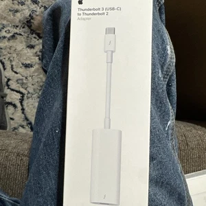 Apple MMEL2AM/A Thunderbolt 3 USB-C to Thunderbolt 2 Adapter - Picture 1 of 4