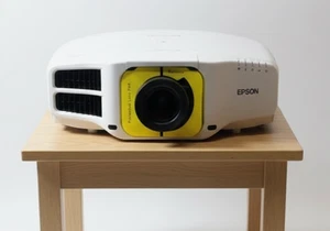 Epson EB-G7800 WUXGA Projektor 4K GROSSER VERANSTALTUNGSORT 8000lm mit Fernbedienung 68HRS!  JP - Bild 1 von 11