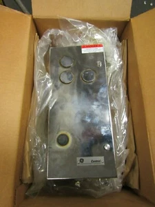 😎 NEW GE SIZE 0 ENCLOSED MOTOR STARTER 240V COIL 18 AMP 1 PHASE CR306J403 - Picture 1 of 9