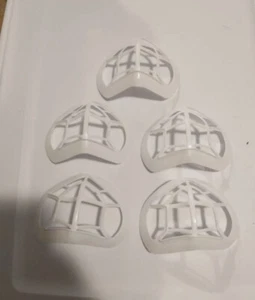 5 Pcs 3D Face Mask Holder Inner Support Silicone Mouth Mask Bracket Reusable New - Picture 1 of 1