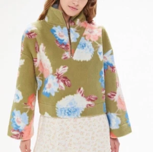 Urban Outfitters Floral Fleece Popover Sweater Size M - Picture 1 of 3