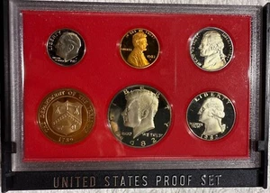 #P84-85-04 1984 & 1985 US MINT Proof Sets Original Gov Packaging - Picture 1 of 6