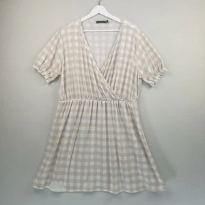 I Saw It First Dress Womens Size 18 Beige White Check Short Sleeve Summer Casual - Picture 1 of 20