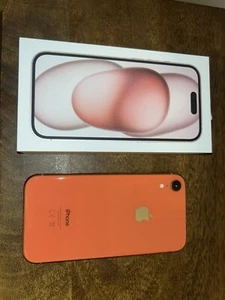 Apple iPhone XR - 64GB - Corallo ----perfettamente Funzionante - Foto 1 di 2