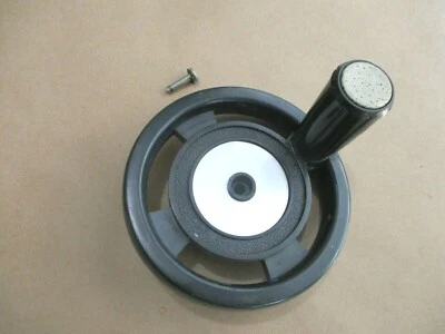 One (1) Handwheel Crank 62689 W/1/2" Bore From Craftsman 10" Table Saw  - Image 1 of 4