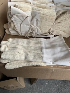 Sager Corp Large Mens 04 HEAVY DUTY HEAT PROTECTIVE Terry Cloth Gloves NEW - Picture 1 of 2
