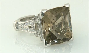 PASQUALE BRUNI “TOUR EIFFEL” WHITE GOLD, QUARTZ AND DIAMOND RING - Foto 1 di 8