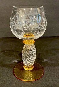 Bicchiere da vino vintage Theresienthal Pieroth Romer ambra ritorto inciso 5,25 x 2,75"  - Foto 1 di 5