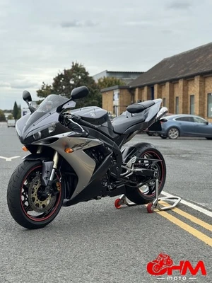 Yamaha YZF R1 - Low Miles, Micron Exhaust System, K-TECH Suspension - Image 1 of 4