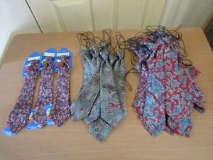 JOB LOT OF 58 CHILDRENS WORLD TODDLER TIES. - Foto 1 di 1