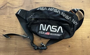 Hudson NASA Bauchtasche gepolsterte Hüfttasche Gürteltasche Schlinge verstellbar Schlüsselclip USA - Bild 1 von 12