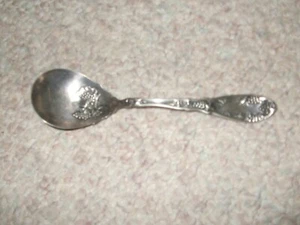Wm A Rogers "Concord"  Silver Nickle Berry Spoon 6 inch - Picture 1 of 2