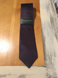 New!John Bartlett Statements Charcoal  Solid 100% Silk Tie - Picture 1 of 2
