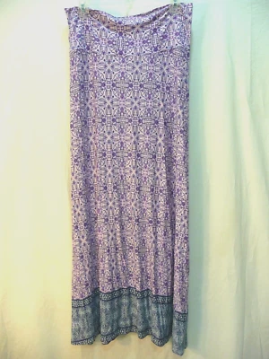 FALDA LARGA LOVEAPPELLA a Mujer Talla M/L Morado Geométrico Elástico Línea A Foto 1 de 4