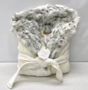 NEW Pottery Barn TEEN Gray Leopard Faux Fur Trim HOODED Robe~One Size~NO MONO - Picture 1 of 3