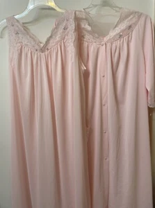 Vintage Shadow Line Gown Robe Set Womens Medium Pink Long Sleeve Lace Floral - Picture 1 of 9