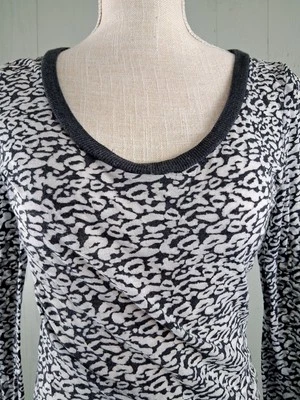 Top de terciopelo Y2K City Streets Burnout para mujer mediano negro manga larga calce ajustado Foto 1 de 4