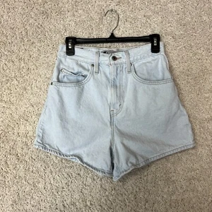 Levis Silver Tab Mom Denim Shorts Womens 27 Light Blue Jean Concert Festival - Picture 1 of 10