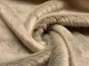 Super Luxury Faux Fur Fabric Material SWISS SAND - Picture 1 of 5
