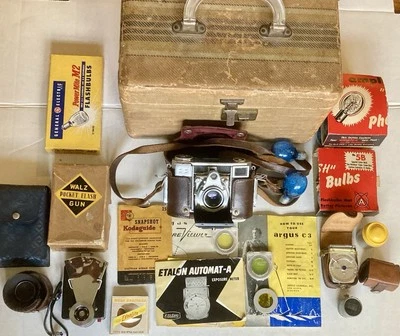 CÁMARA ZEISS IKON CONTESSA 35 MM de colección estuche de cuero telémetro extras años 50’s Foto 1 de 4