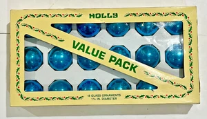 Adornos navideños vintage de vidrio de acebo azul 1 3/4" - Imagen 1 de 2