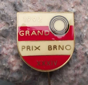 1992 Shotgun Trap Skeet Clay Target Shooting Czech Grand Prix Gun Pin Badge - Picture 1 of 2