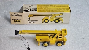Grúa de terreno áspero fundido a presión Gescha P&H 266, escala 1/50 con Alemania con caja, ¡nueva! - Imagen 1 de 10