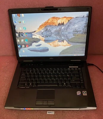 Portátil Fujitsu LifeBook A6120_Intel Core 2 Duo T8100 @ 2,10 GHz_3 GB RAM_250 GB HD Foto 1 de 4