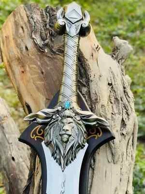 World Of Warcraft Royal Sword Alliance Cabeza de León Tormenta Viento Anduin Lothar's Foto 1 de 4
