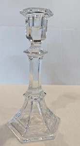 Candelabro decorativo alto con base hexagonal cristalina de 8 - Imagen 1 de 3