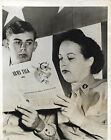 Vintage 2 Army Man & Woman Reading The Bulletin Army Talk 180 Communist In The U