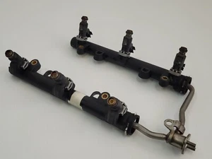 Hyundai Sonata NF Etc. Fuel Rail + Injectors 3.3 V6 Lambda Engine 28300-3C101 - Picture 1 of 5