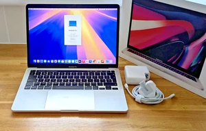 Apple MacBook Pro 13 A2338 2020 M1 3.2GHz 8GB 256GB Sequoia 15 OS Silver READ! - Picture 1 of 7