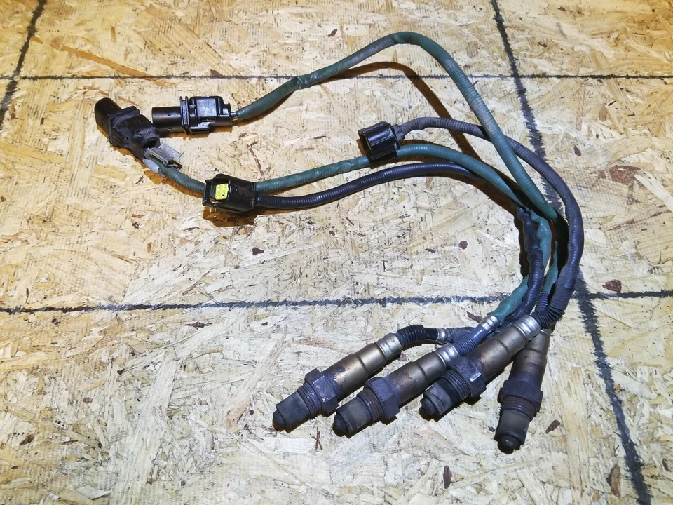 07 08 09 10 SENSOR OXÍGENO MERCEDES R350 4 piezas OEM Foto 1 de 4